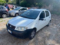 Bianco Usata 2005 Fiat Punto Due volumi | 1900 € (Buon prezzo)
