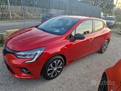Rosso Usata 2020 Renault Clio V Business Tre volumi | 9800 € (Ottimo prezzo)