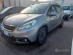 Grigio Usata 2015 Peugeot 2008 Active SUV | 6900 € (Ottimo prezzo)