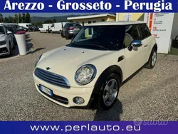 Beige Usata 2010 Mini Cooper D Due volumi | 5400 € (Buon prezzo)