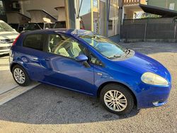 Blu Usata 2005 Fiat Grande Punto Dynamic Due volumi | 2200 € (Buon prezzo)