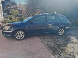 Blu Usata 2005 Toyota Avensis Station wagon | 3999 € (Molto cara)