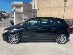 Nero Usata 2008 Mercedes B180 Monovolume | 3500 € (Buon prezzo)