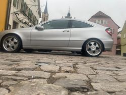 Grigio Usata 2005 Mercedes C220 Coupé | 4200 € (Cara)