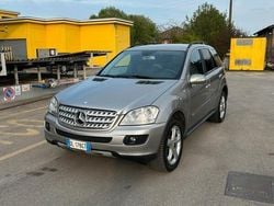 Grigio Usata 2007 Mercedes ML320 SUV | 13.850 €