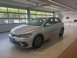 Argento Usata 2023 VW Polo Life Tre volumi | 18.990 € (Buon prezzo)