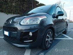 Grigio Usata 2014 Citroën C3 Picasso Seduction Monovolume | 4900 € (Buon prezzo)