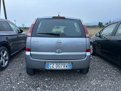 Grigio Usata 2007 Opel Meriva Monovolume | 2000 € (Buon prezzo)