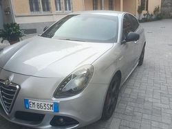 Usata 2012 Alfa Romeo Giulietta Distinctive Due volumi | 7500 € (Buon prezzo)