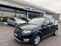 Nero Usata 2016 Dacia Sandero Stepway Tre volumi | 6900 € (Buon prezzo)