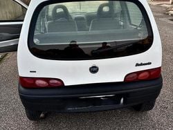 Bianco Usata 2004 Fiat 600 Due volumi | 2350 € (Cara)