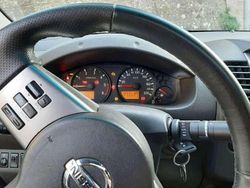 Grigio Usata 2008 Nissan Navara Pick-up | 13.000 € (Buon prezzo)