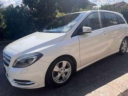 Usata 2013 Mercedes B180 Premium Monovolume | 5000 € (Buon prezzo)
