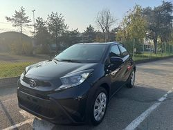Nero metallizzato Nuova 2025 Toyota Aygo X Active SUV | 16.900 € (Buon prezzo)
