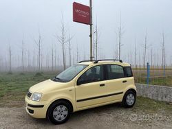Giallo Usata 2006 Fiat Panda Tre volumi | 3200 € (Buon prezzo)
