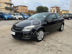 Nero Usata 2010 Opel Astra GTC Edition Tre volumi | 3500 € (Buon prezzo)
