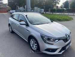 Argento Usata 2018 Renault Mégane GrandTour Business Station wagon | 9800 € (Buon prezzo)
