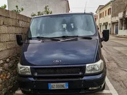 Usata 2002 Ford Transit Tre volumi | 6500 € (Molto cara)