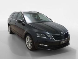 Nero Usata 2018 Skoda Octavia Executive Station wagon | 11.900 € (Buon prezzo)