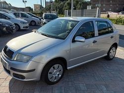 Usata 2007 Skoda Fabia Tre volumi | 2450 € (Buon prezzo)