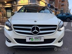 Bianco Usata 2018 Mercedes B200 Premium Monovolume | 11.990 € (Ottimo prezzo)