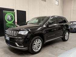 Nero Usata 2018 Jeep Grand Cherokee Summit SUV | 23.999 € (Buon prezzo)