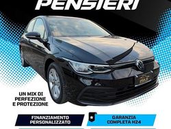 Nero Usata 2021 VW Golf Style Tre volumi | 17.500 € (Buon prezzo)