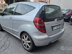 Grigio Usata 2005 Mercedes A150 Avantgarde Coupé | 1200 € (Buon prezzo)