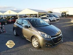 Gray Usata 2015 Peugeot 208 Allure Due volumi | 6400 € (Super prezzo)