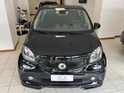 Nero Usata 2019 Smart ForFour Superpassion Tre volumi | 17.999 € (Molto cara)