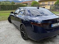 Usata 2018 Alfa Romeo Giulia Business Launch Edition Tre volumi | 20.000 € (Cara)