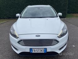 Bianco Usata 2015 Ford Focus Titanium Station wagon | 4999 € (Ottimo prezzo)
