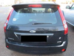 Nero Usata 2007 Ford Fiesta S Due volumi | 2700 € (Buon prezzo)