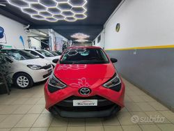 Rosso Usata 2021 Toyota Aygo Connect Style Due volumi | 11.500 € (Buon prezzo)