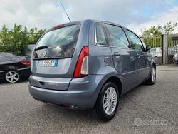 Grigio Usata 2009 Lancia Musa Monovolume | 4250 € (Buon prezzo)