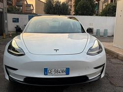 Bianco Usata 2021 Tesla Model 3 Long Range AWD Tre volumi | 24.800 € (Ottimo prezzo)