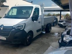 Bianco Usata 2023 Renault Master Furgone | 30.900 € (Molto cara)