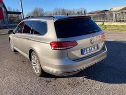 Grigio Usata 2016 VW Passat Station wagon | 10.900 € (Buon prezzo)