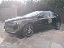 Nero Usata 2016 Volvo V40 Ocean Race Station wagon | 12.800 € (Buon prezzo)