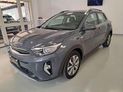 Grigio Usata 2022 Kia Stonic Style SUV | 14.300 € (Buon prezzo)