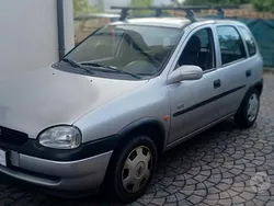 Argento Usata 2000 Opel Corsa Tre volumi | 650 € (Buon prezzo)