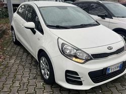 Other Usata 2016 Kia Rio Tre volumi | 8000 € (Buon prezzo)