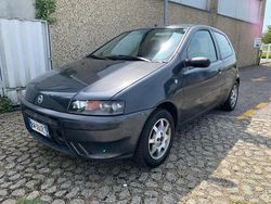 Grigio Usata 2001 Fiat Punto Due volumi | 2000 € (Cara)