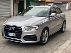 Argento Usata 2016 Audi Q3 Sport SUV | 18.000 € (Molto cara)