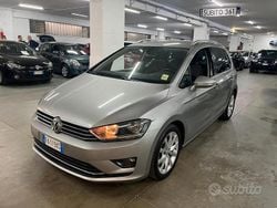 Grigio Usata 2015 VW Golf Sportsvan Highline Monovolume | 8700 € (Buon prezzo)