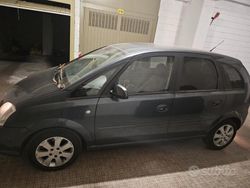 Blu Usata 2007 Opel Meriva Monovolume | 2500 € (Buon prezzo)
