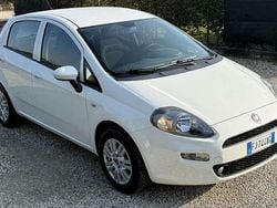 Bianco Usata 2017 Fiat Punto Evo Emotion Due volumi | 6500 € (Molto cara)