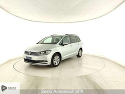 Argento Usata 2023 VW Touran Comfortline Monovolume | 33.900 € (Cara)