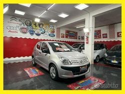 Grigio Usata 2012 Nissan Pixo Due volumi | 4999 € (Buon prezzo)