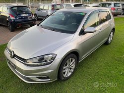 Grigio Usata 2018 VW Golf VII Business Tre volumi | 14.500 € (Buon prezzo)